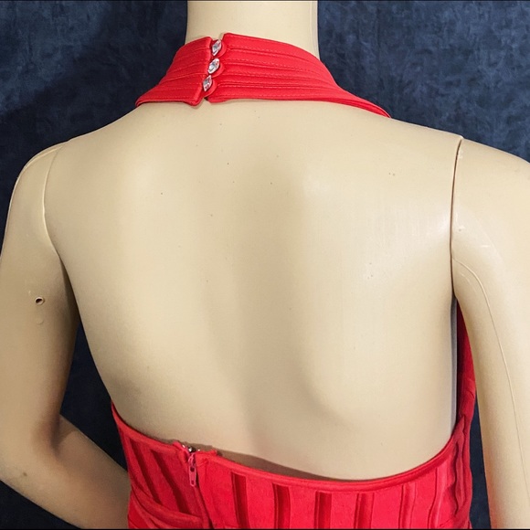 JS Halter - Picture 4 of 5